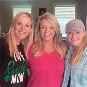 Meet your Posher, Julee'